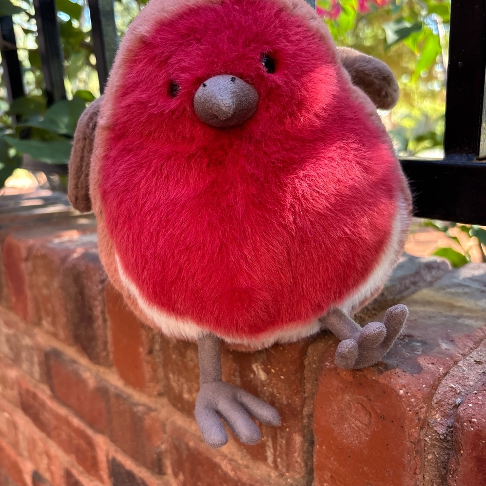Jellycat Plum ROBIN authentic US seller in-hand HTF out of stock fat red brown - Picture 2 of 10